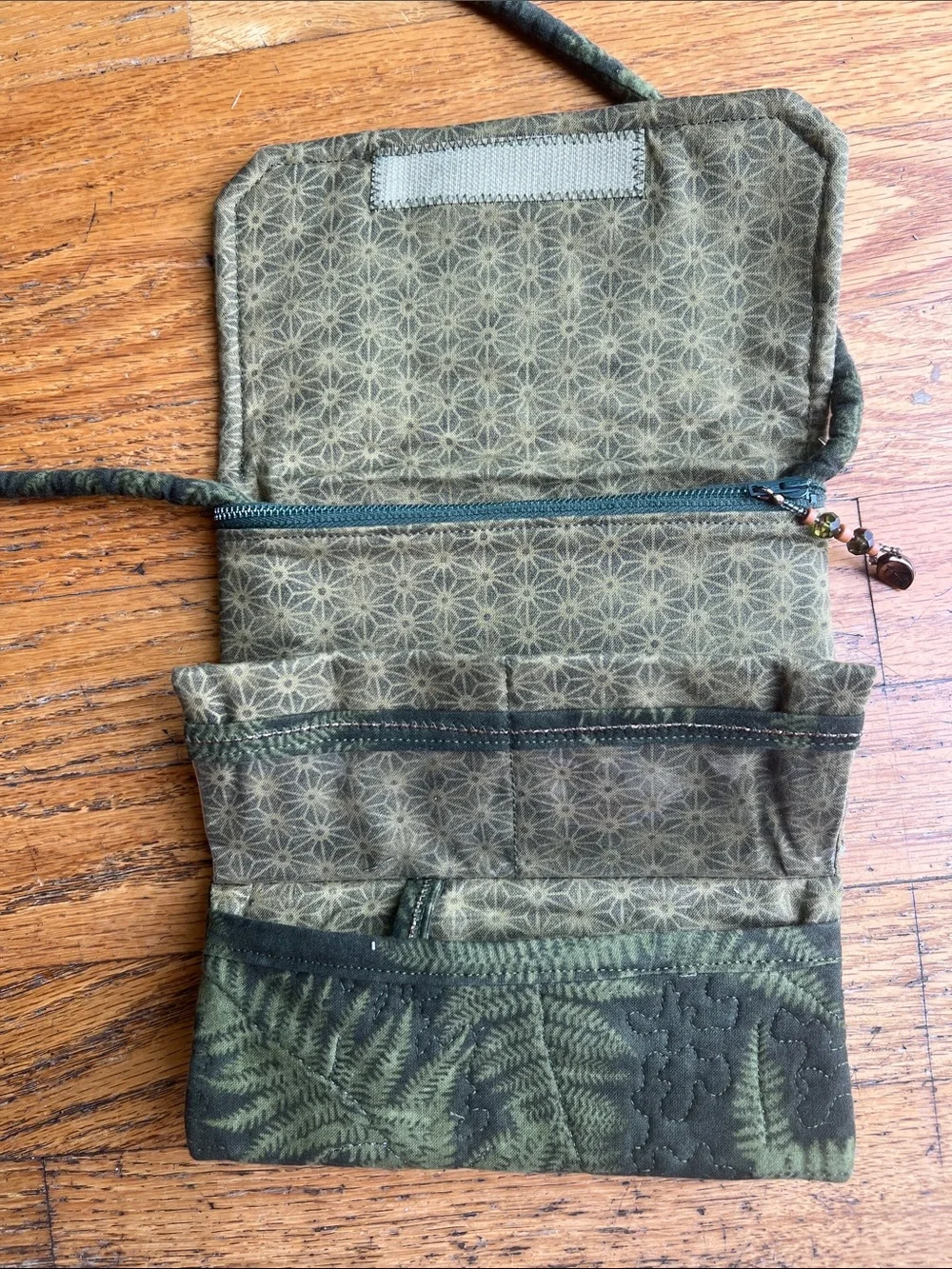 Olive earthy fern Patterned Fold-Over Wallet Clutch - Unbranded